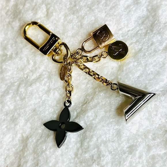 EUC Louis Vuitton Multi Colored Metal Kaleido V Key Chain Bag Charm - Picture 6 of 16